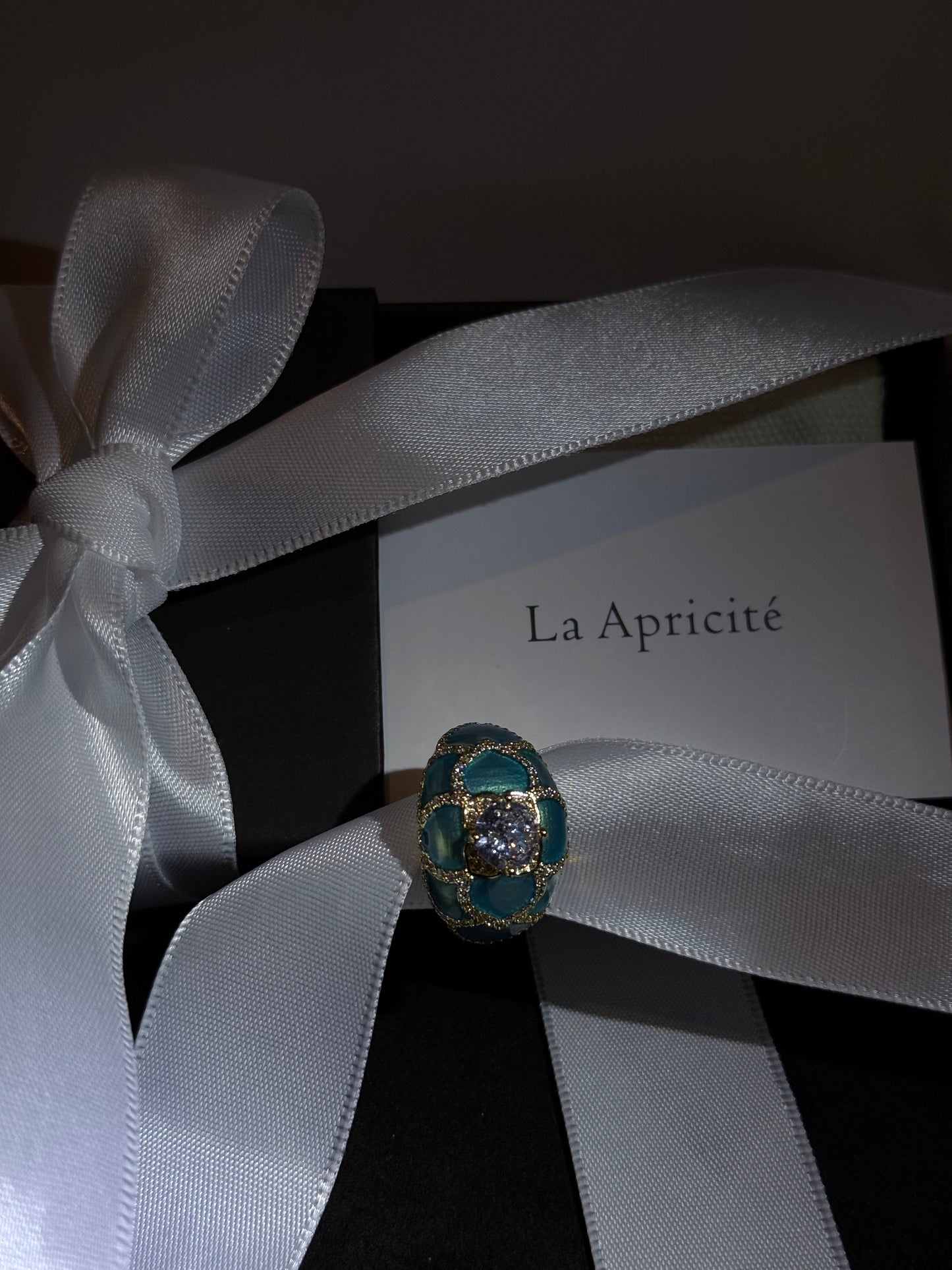 Peacock Green Diamond Ring