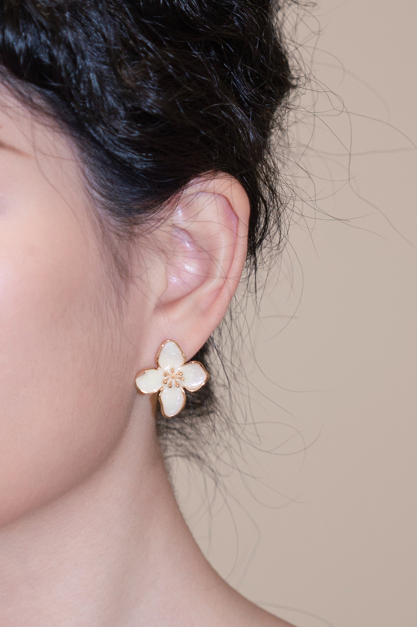 Gardenia Earring